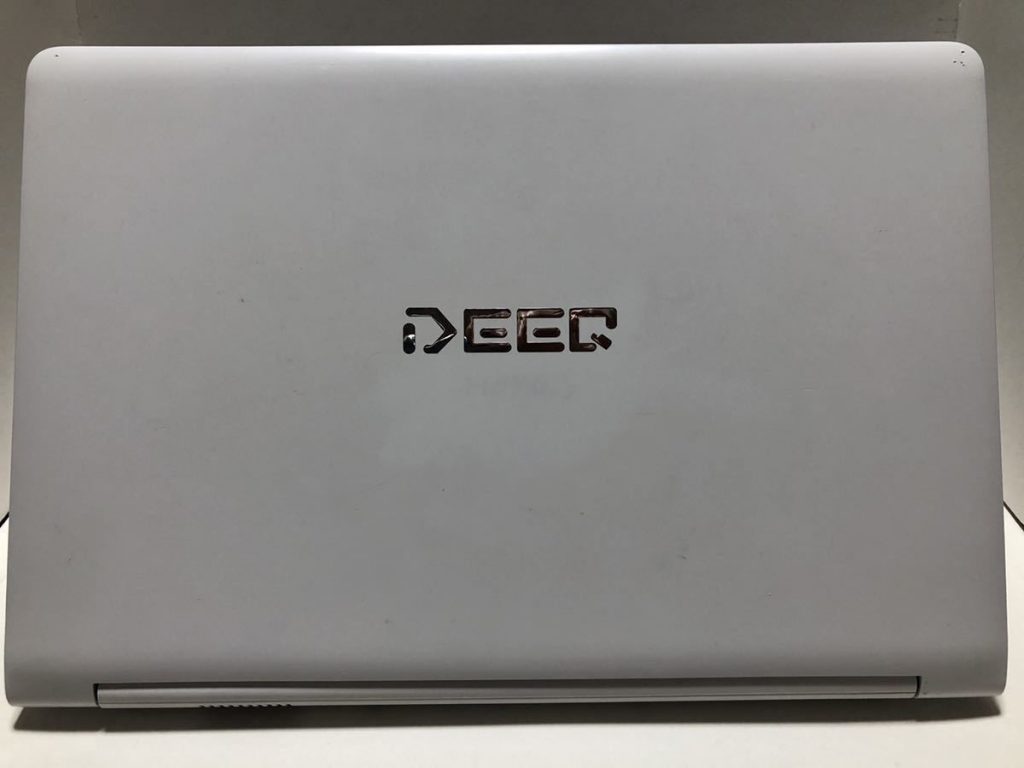 DEEQ Laptops